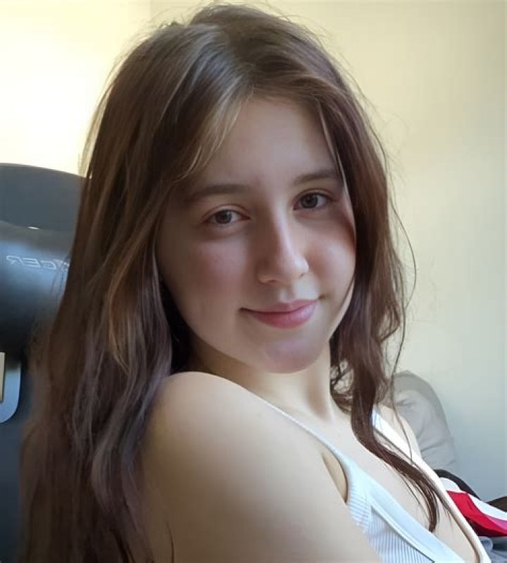 
Alana Hahan Height, Weight, Net Worth, Age, Birthday, Wikipedia, Who, Nationality, Biography 