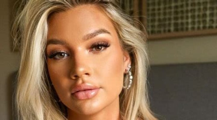 Alexa Collins Height, Weight, Net Worth, Age, Birthday, Wikipedia, Who, Nationality, Biography
