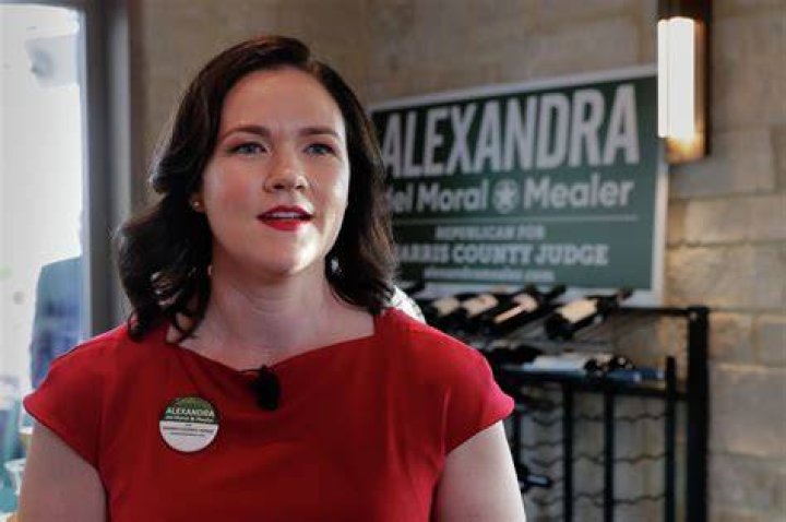 Alexandra del Moral Mealer Height, Weight, Net Worth, Age, Birthday, Wikipedia, Who, Nationality, Biography