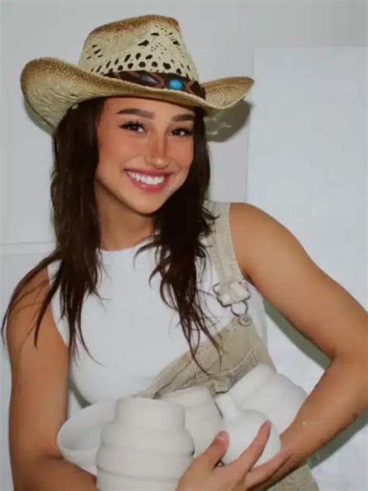 Amber Gianna Height, Weight, Net Worth, Age, Wiki, Who, Instagram, Biography