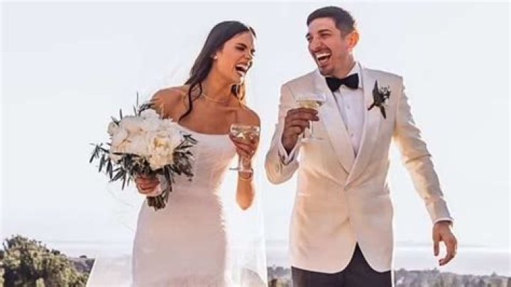 
Andrew Schulz Wife Who is Andrew Schulz Wife? 