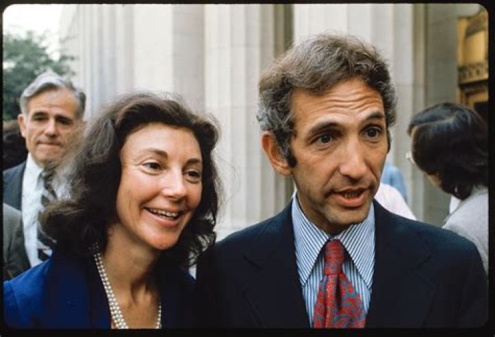 
Daniel Ellsberg children: Who are Robert Ellsberg, Michael Ellsberg, and Mary Ellsberg? 