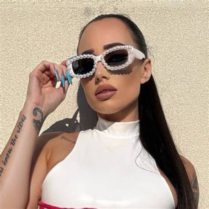Dara – Moneybirdette Height, Weight, Net Worth, Age, Birthday, Wikipedia, Who, Instagram, Biography