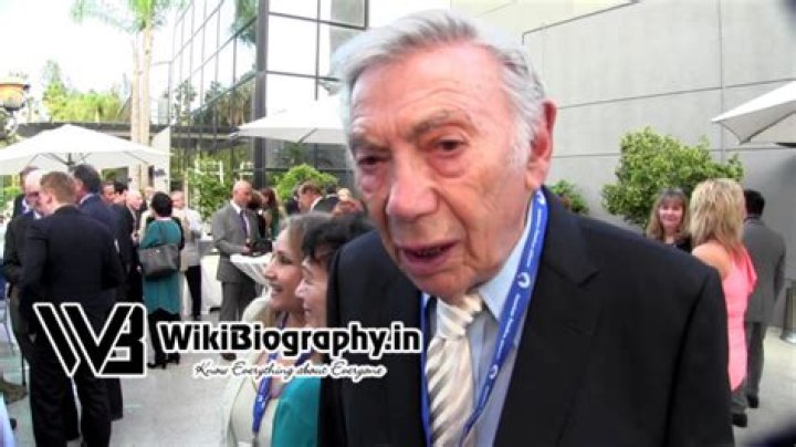 Ed Ames Height, Weight, Net Worth, Age, Birthday, Wikipedia, Who, Instagram, Biography