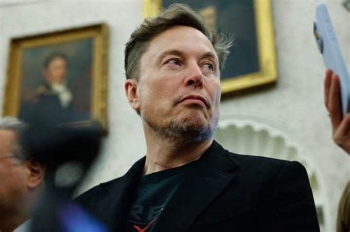 
Elon Musk Says He Would Support Ron DeSantis in 2024 Presidential Elections 