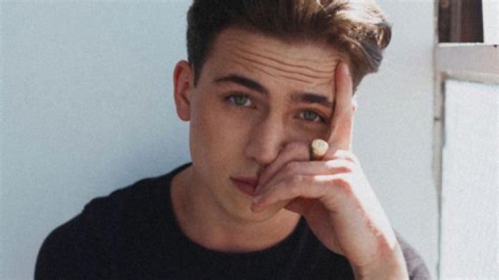 Is Tanner Buchanan Gay? Know More About His Life!