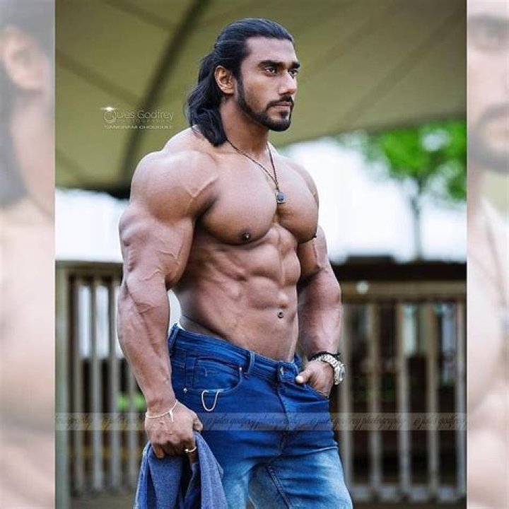Jake Hoot Height, Weight, Net Worth, Age, Birthday, Wikipedia, Who, Instagram, Biography