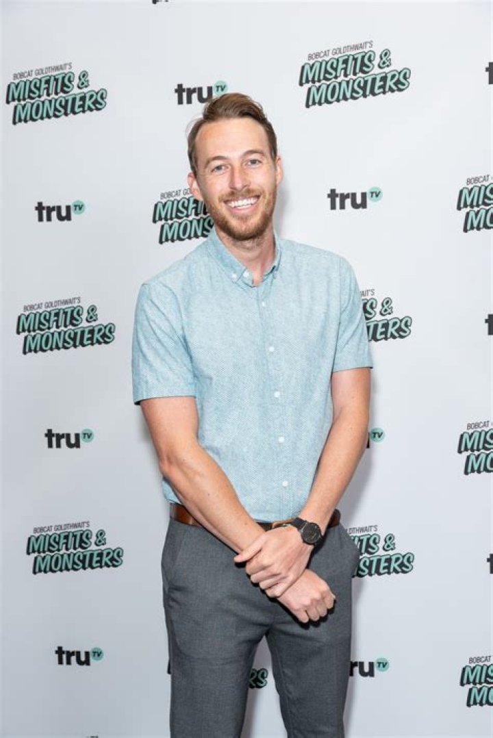 Jake Hurwitz Height, Weight, Net Worth, Age, Birthday, Wikipedia, Who, Instagram, Biography