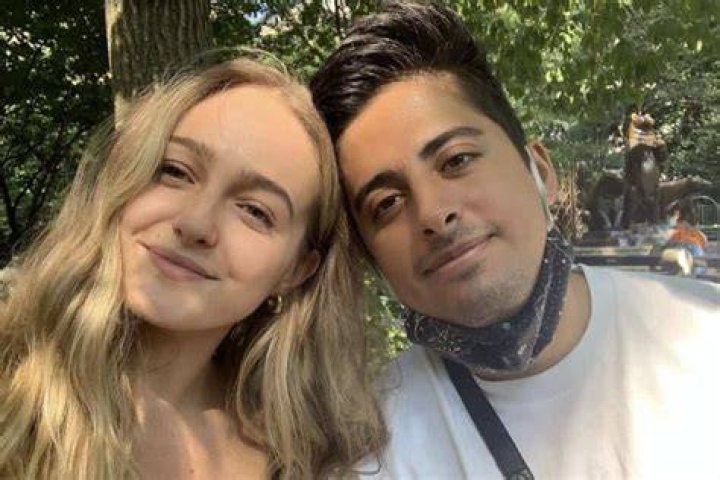 Karan Brar is not Married to Wife. Dating Girlfriend: Sophie Reynolds. Kids.