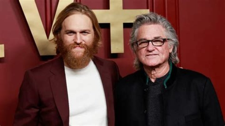 Keri Russell Family: Is She Related To Kurt Russell? Family And Net Worth