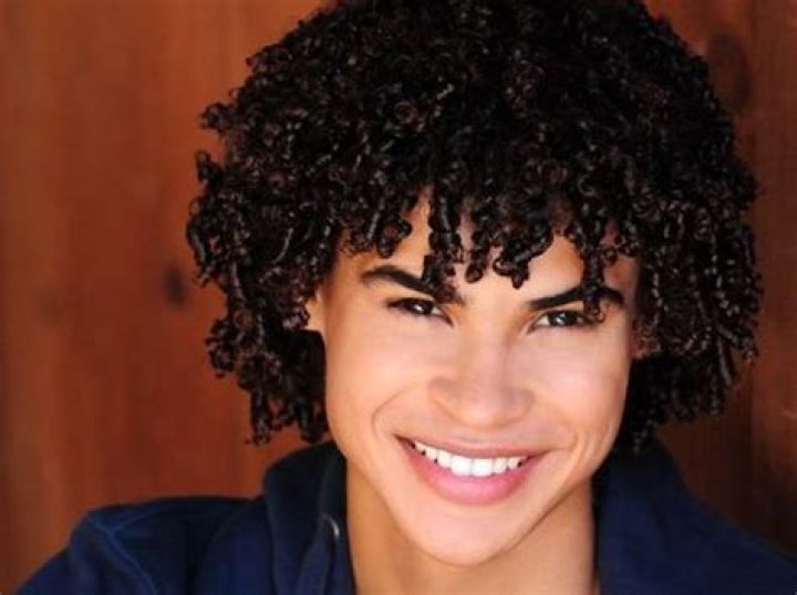 
Kolton Stewart Height, Weight, Net Worth, Age, Birthday, Wikipedia, Who, Nationality, Biography 