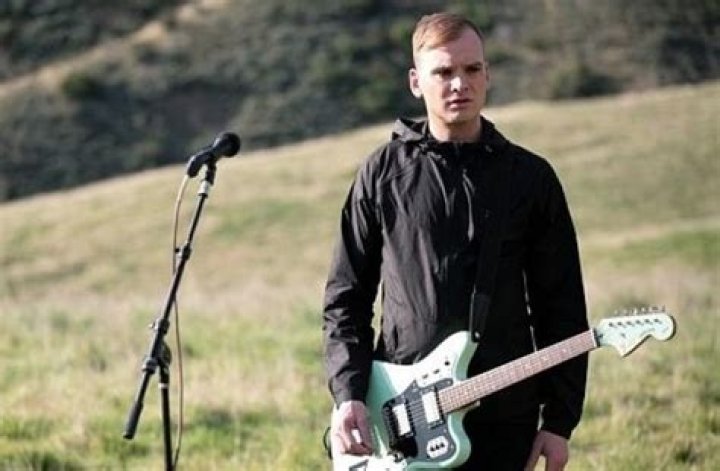 Matt Skiba Height, Weight, Net Worth, Age, Birthday, Wikipedia, Who, Nationality, Biography