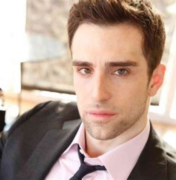 
Michael Sirow Height, Weight, Net Worth, Age, Birthday, Wikipedia, Who, Nationality, Biography 