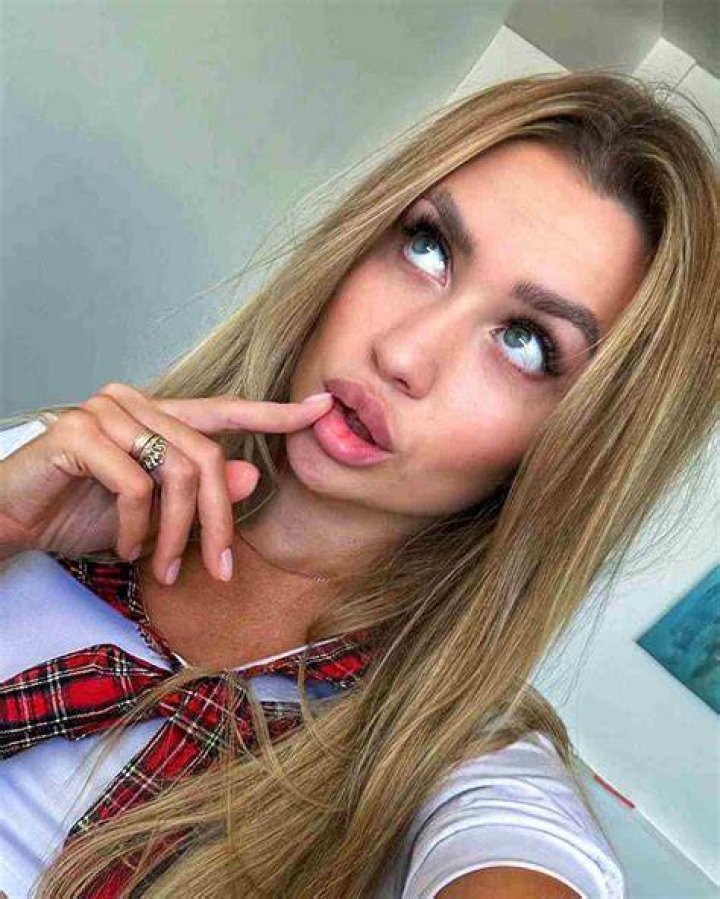 Sierra Ann Height, Weight, Net Worth, Age, Birthday, Wikipedia, Who, Instagram, Biography