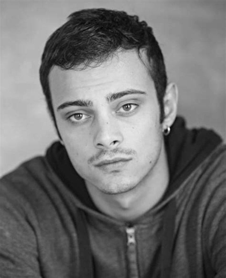 
Sofiane Alakouch Height, Weight, Net Worth, Age, Birthday, Wikipedia, Who, Instagram, Biography 