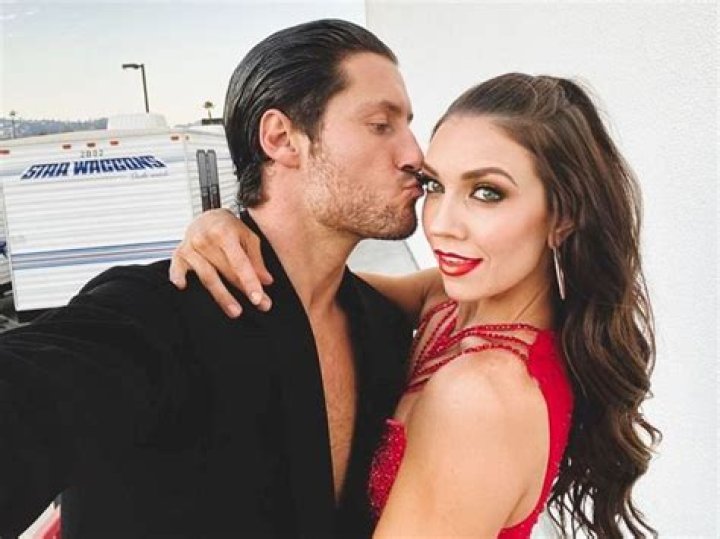 Valentin Chmerkovskiy Height, Age, Wife, Biography, Wiki, Net Worth