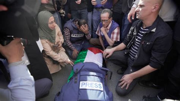 
Was Shireen Abu Akleh Married To A Husband? Al Jazeera Journalist Shot Dead – Wiki Age And Family 