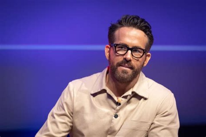 What Is Ryan Reynolds’ Age Difference With Ex-Fiancée Alanis Morissette?