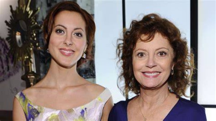 
Who are Eva Amurris Parents? Eva Amurri Biography, Parents Name, Nationality and More 