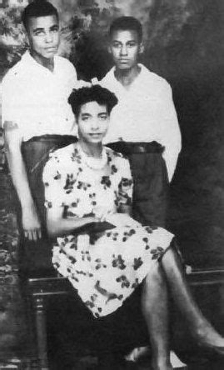 Who Are James Earl Jones Parents? Meet His Father Robert Earl Jones & Mother Ruth Connolly