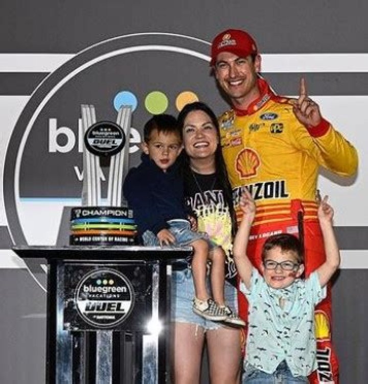 
Who Is Danielle Logano? Meet Joey Logano’s Sister On instagram 