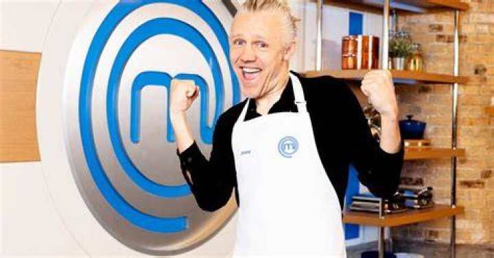
Who Is Jimmy Bullard Wife? Does Celebrity MasterChef Contestant Have Any Kids? 