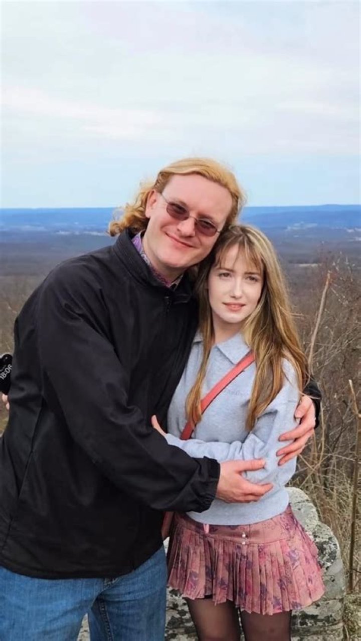 
Who Is Viktor Pesta Wife Shelley? Meet The Couple On Instagram 