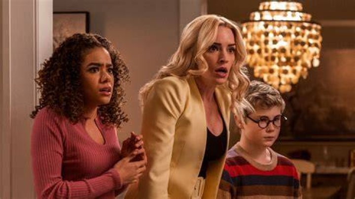 
Will Ginny and Georgia have a Season 3? When Can It Come Out? 
