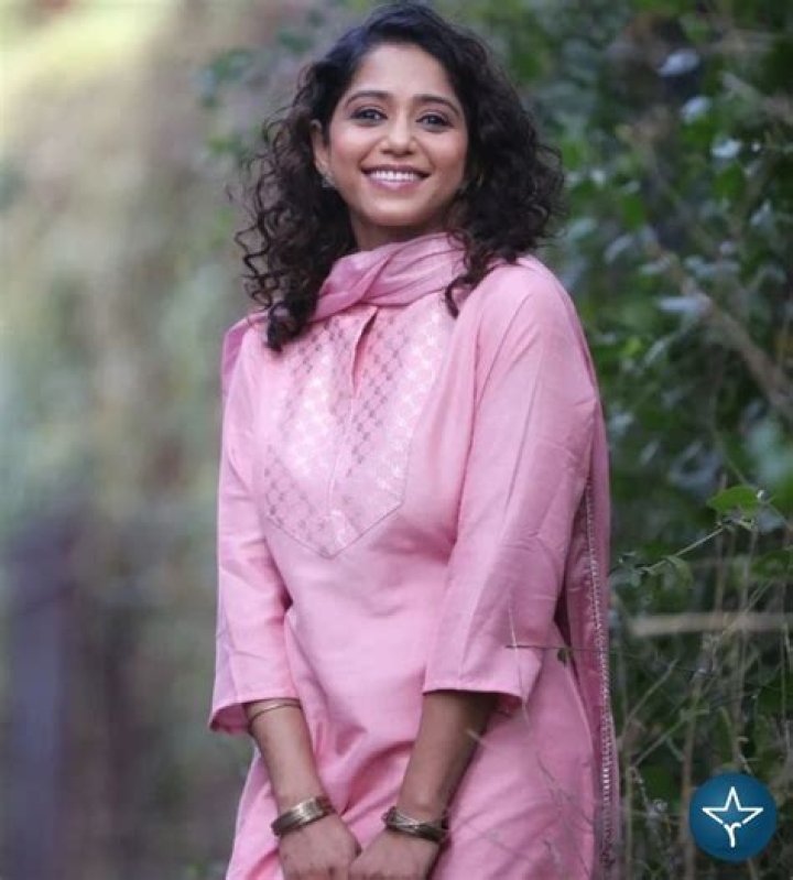 Yashashri Masurkar Height, Weight, Net Worth, Age, Birthday, Wikipedia, Who, Nationality, Biography